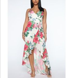 NEW Floral Island Maxi dress XL/14